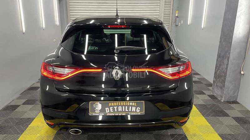 Renault Megane 1.5dci B O S E