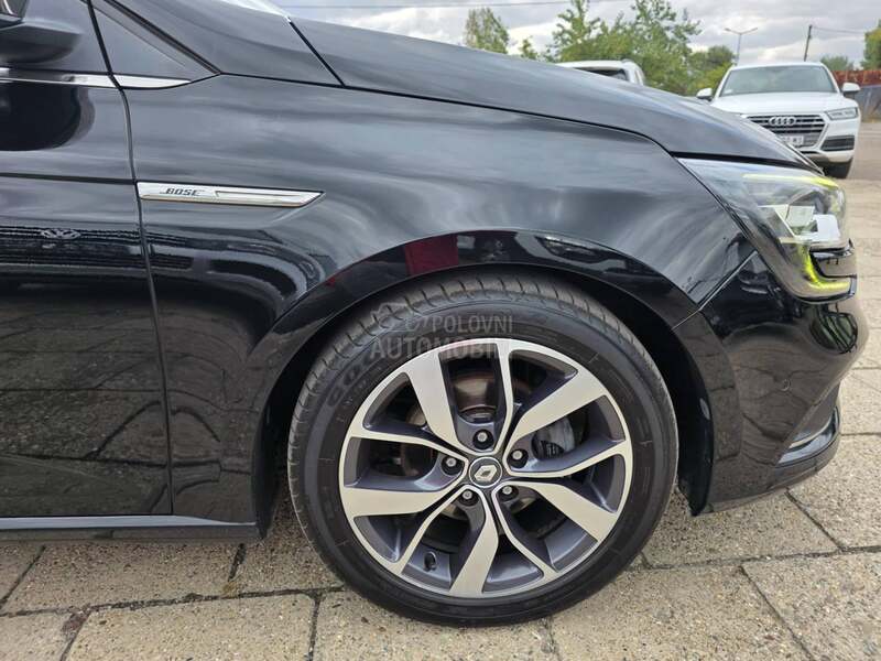 Renault Megane 1.5dci B O S E