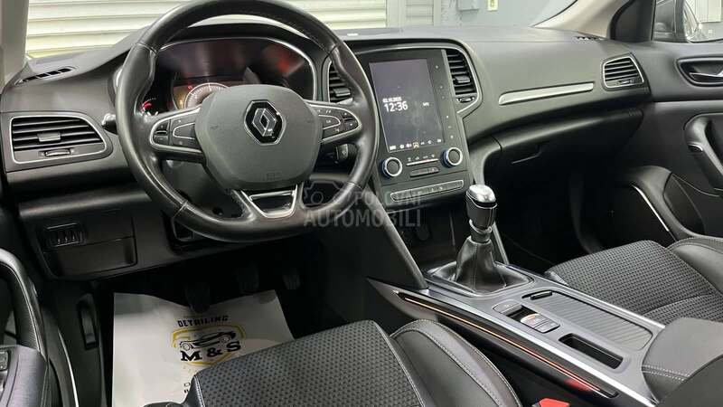 Renault Megane 1.5dci B O S E