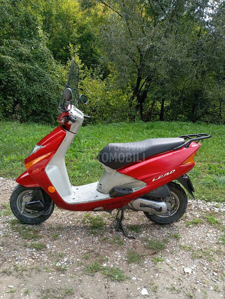 Honda lead
