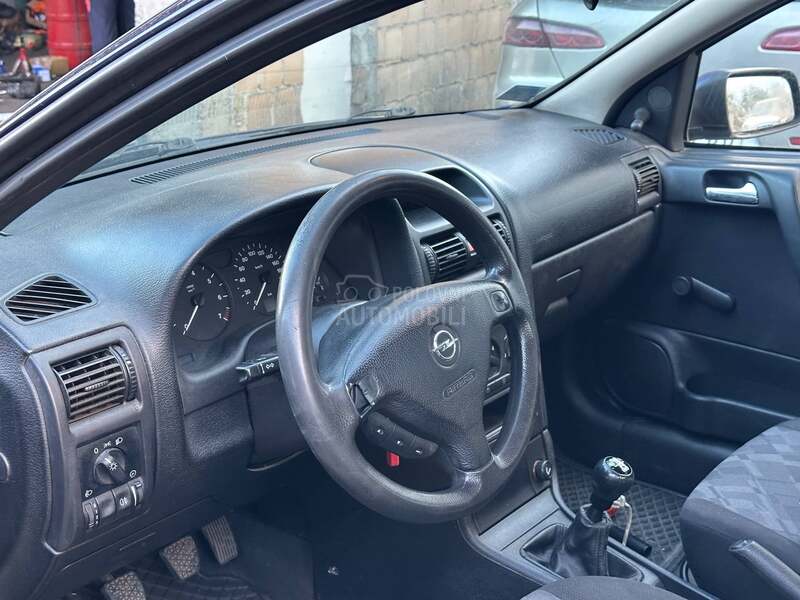 Opel Astra G 1.2i