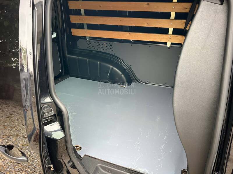Volkswagen Caddy 2.0TDI F.U.L.L