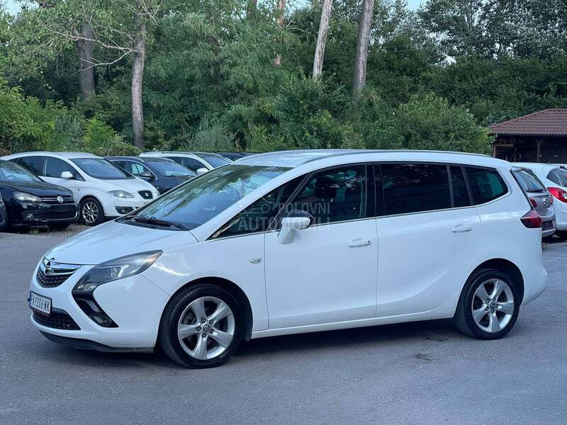 Opel Zafira 7 S E D