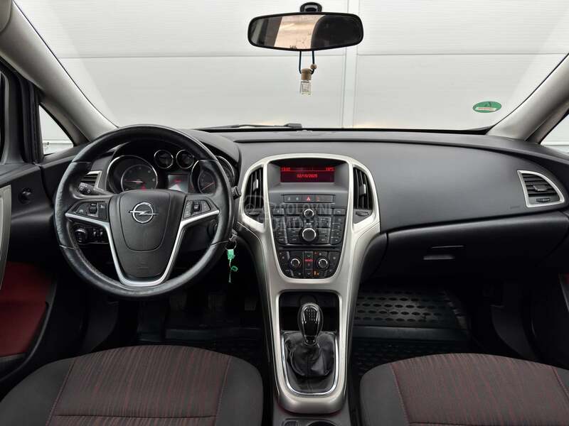 Opel Astra J 1.7CDTI
