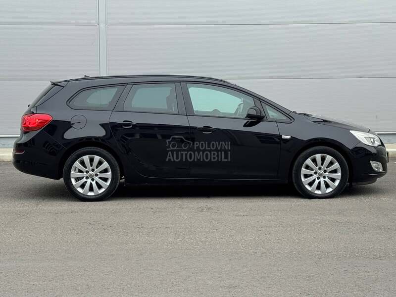 Opel Astra J 1.7CDTI