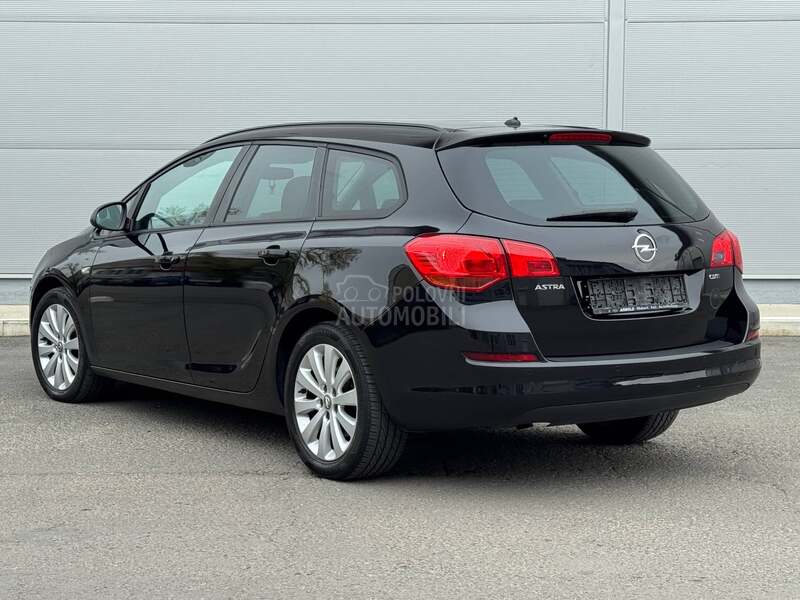 Opel Astra J 1.7CDTI