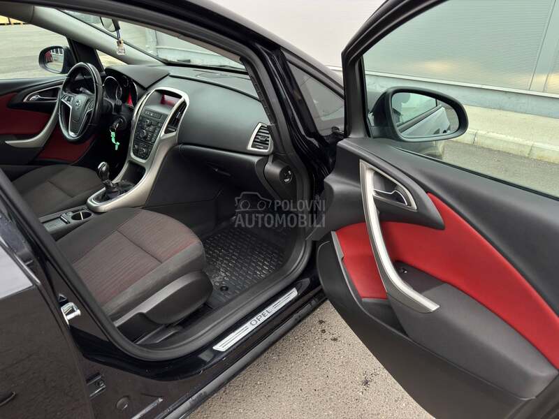 Opel Astra J 1.7CDTI