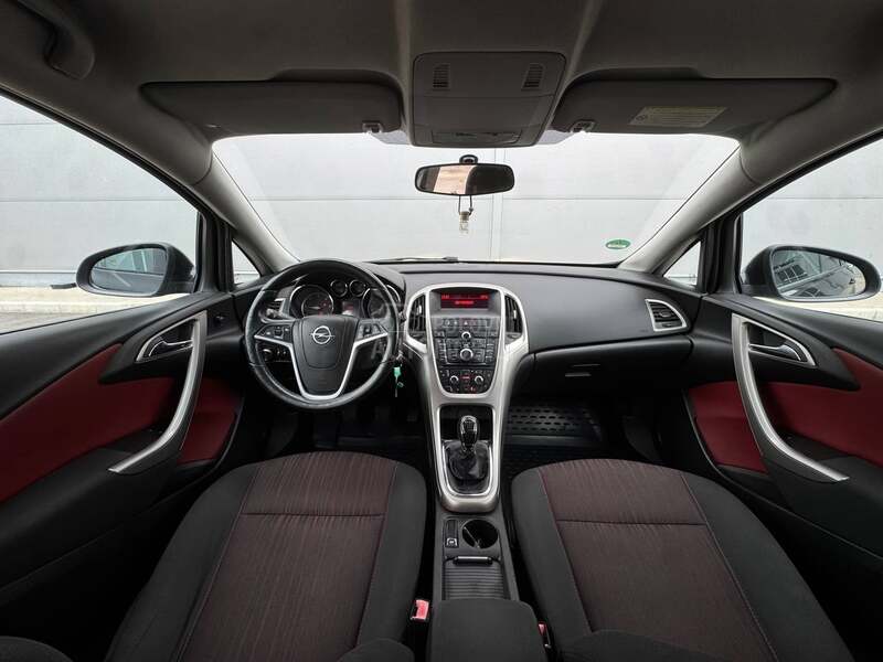 Opel Astra J 1.7CDTI