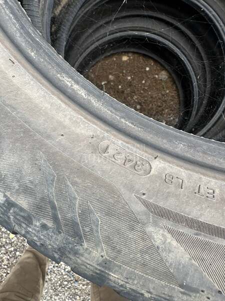 Laufenn 235/55 R19 Zimska
