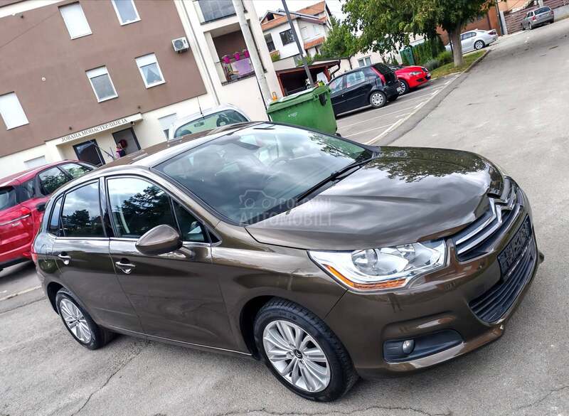 Citroen C4 //EXCLUSIVE//