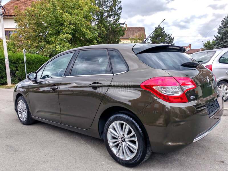 Citroen C4 //EXCLUSIVE//