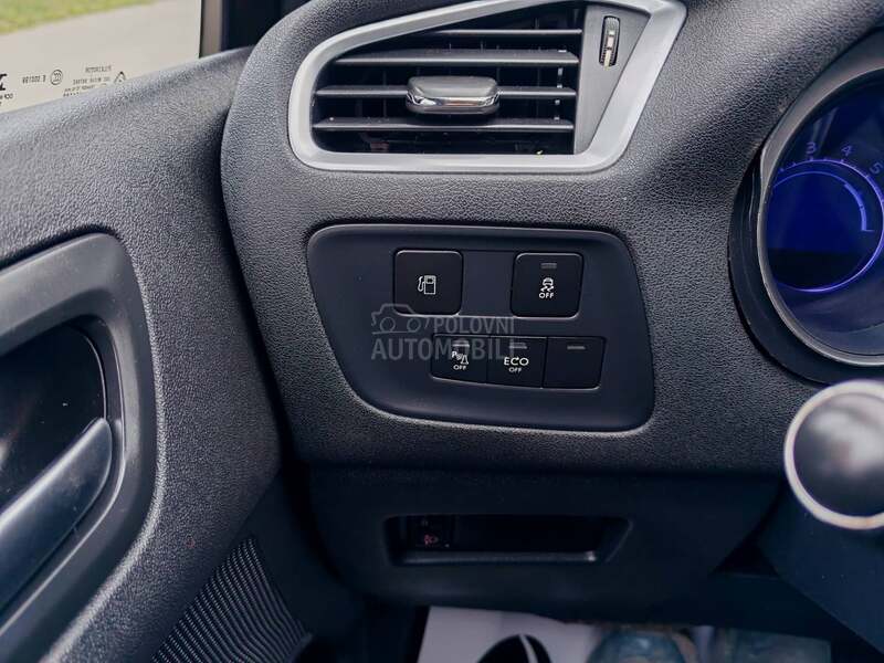 Citroen C4 //EXCLUSIVE//