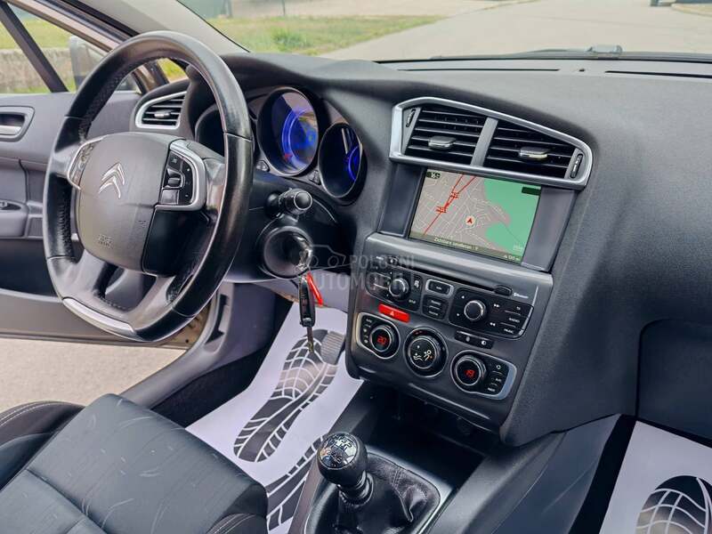 Citroen C4 //EXCLUSIVE//