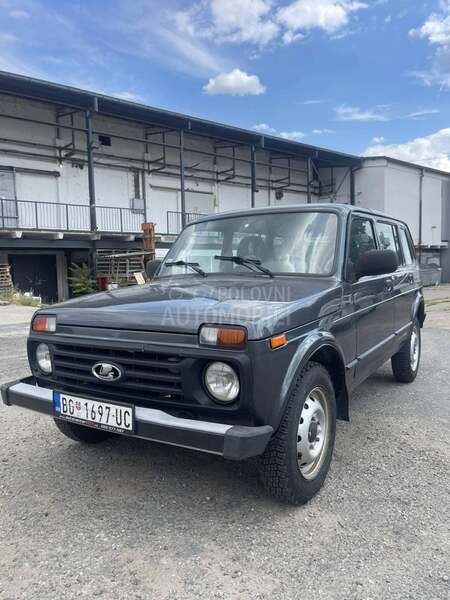 Lada Niva 
