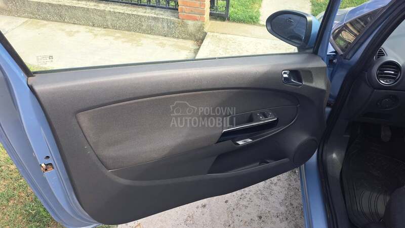 Opel Corsa D 1.3D