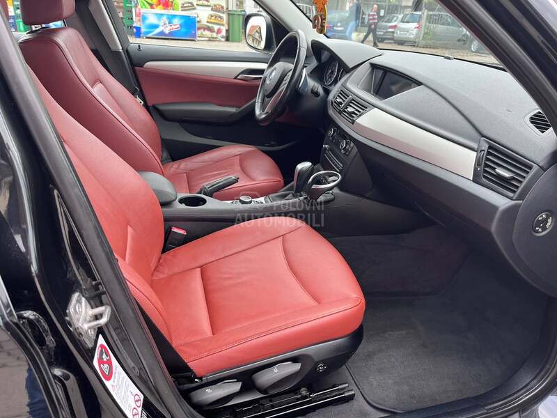 BMW X1 2.0 D x drive led