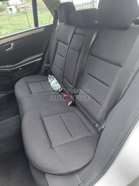 Mercedes Benz E 220 