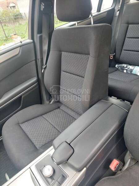 Mercedes Benz E 220 