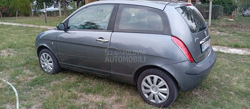 Lancia Ypsilon 1.2