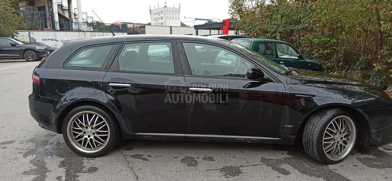 Alfa Romeo 159 