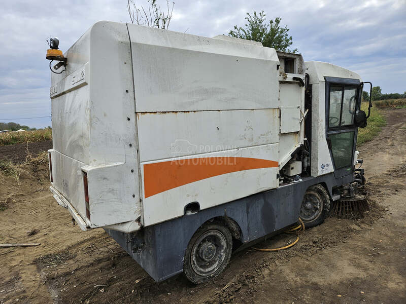ravo 5002 mašina u delovima