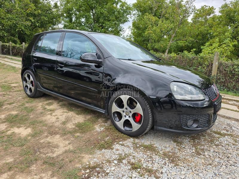 Volkswagen Golf 5 GTI