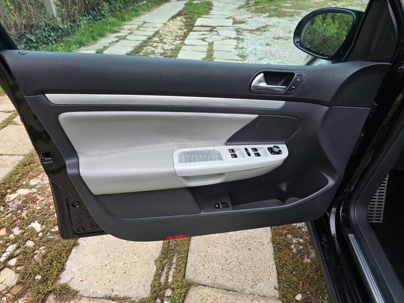 Volkswagen Golf 5 GTI