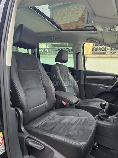 Volkswagen Sharan 2.0 TDI Highline