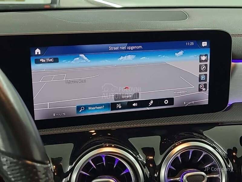 Mercedes Benz CLA 180 CDI AMG LINE PAN AMB