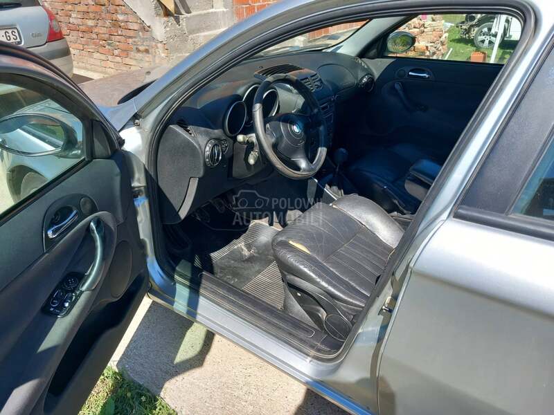 Alfa Romeo 147 REG
