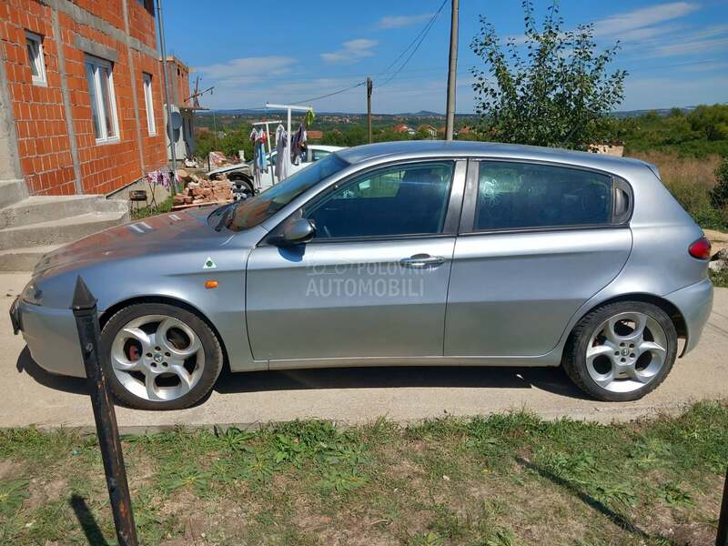 Alfa Romeo 147 REG