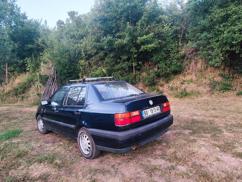 Volkswagen Vento 1.8 M1/AA