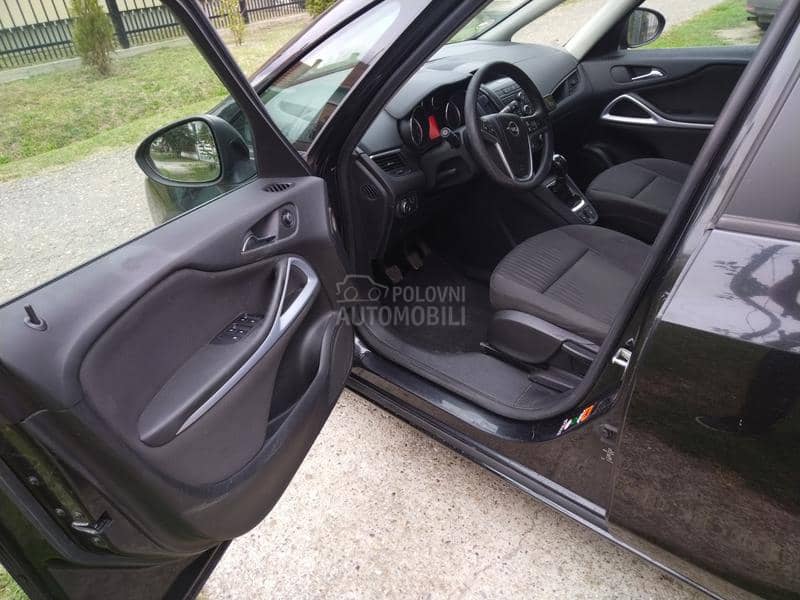 Opel Zafira 2.0