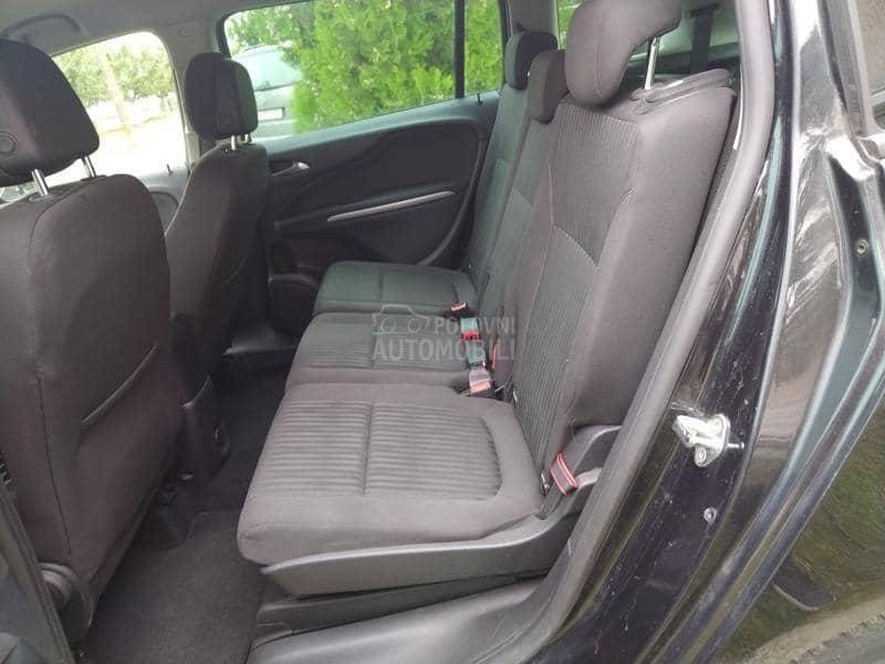 Opel Zafira 2.0
