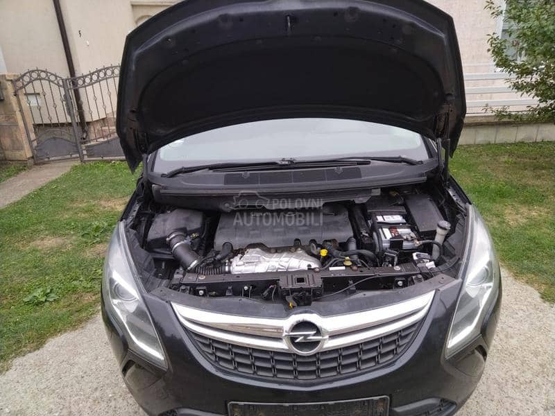 Opel Zafira 2.0