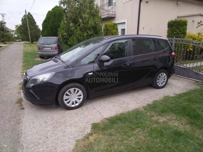 Opel Zafira 2.0