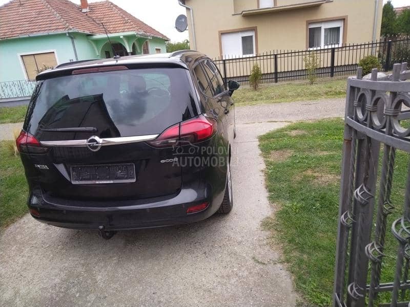 Opel Zafira 2.0