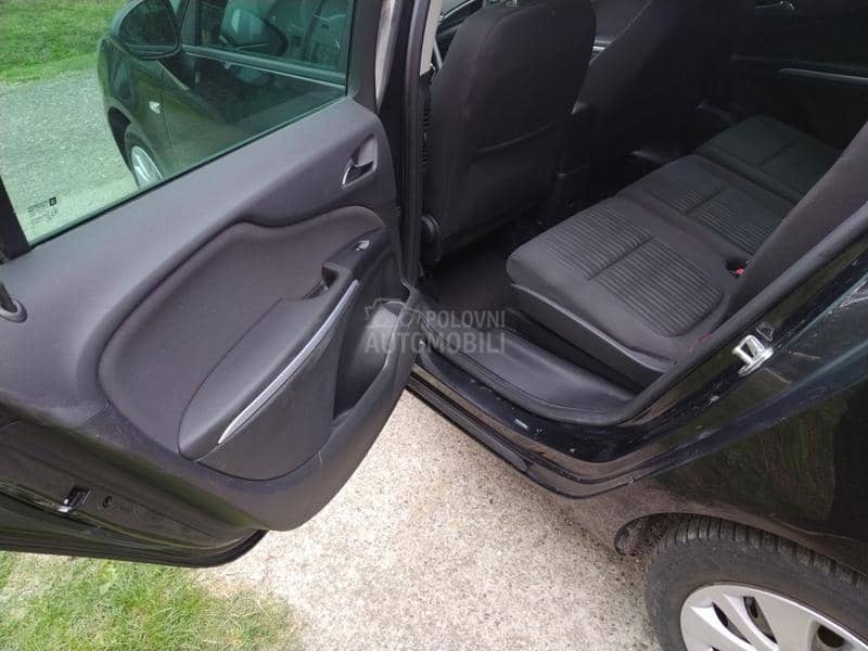 Opel Zafira 2.0