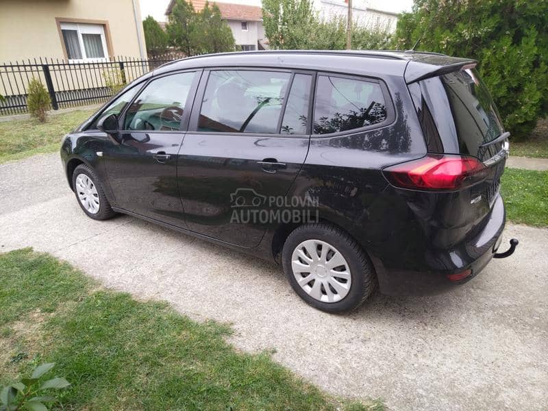 Opel Zafira 2.0