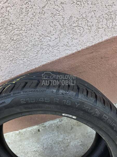 Uniroyal 215/45 R18 Letnja