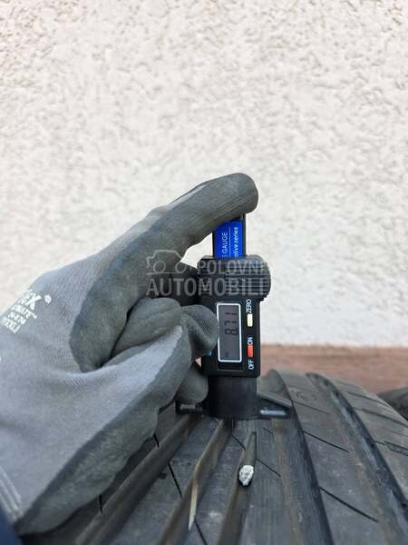 Uniroyal 215/45 R18 Letnja