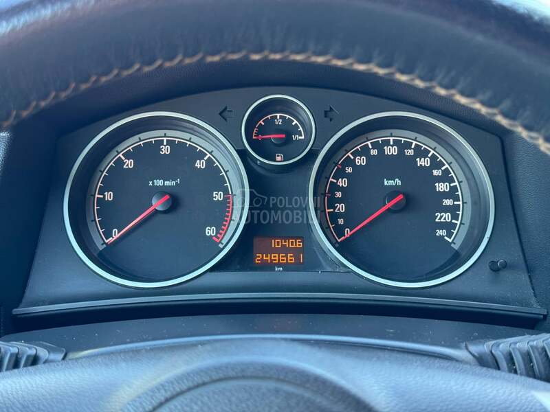 Opel Astra H GTC 1.9