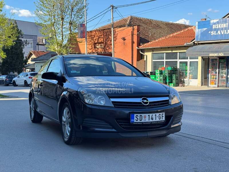 Opel Astra H GTC 1.9