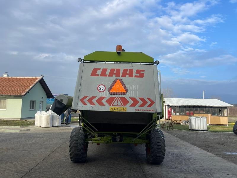 Claas Mega 208