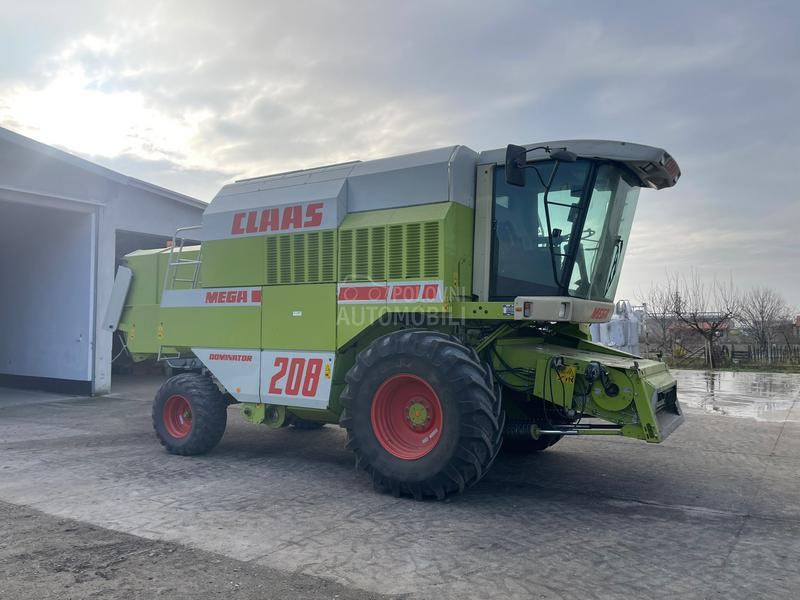 Claas Mega 208