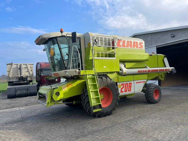 Claas Mega 208