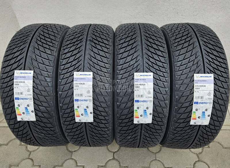 Michelin 235/45 R20 Zimska