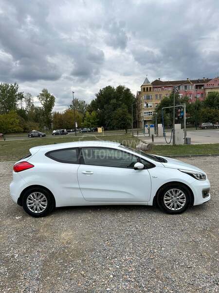 Kia pro_cee`d 