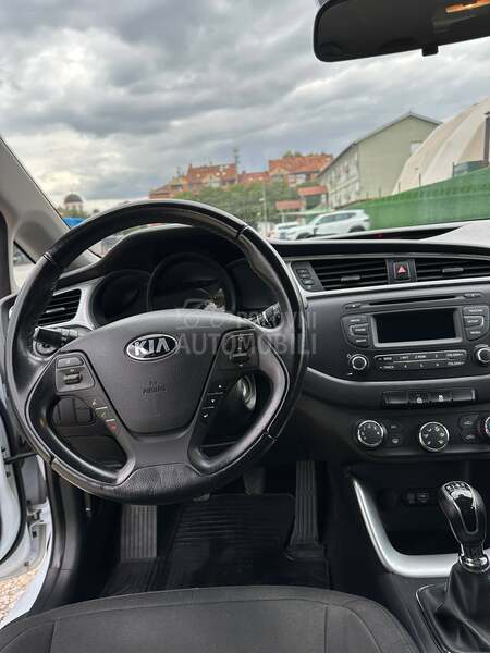 Kia pro_cee`d 