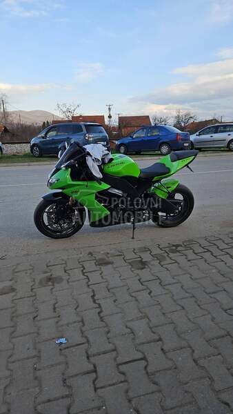 Kawasaki ninja zx10r
